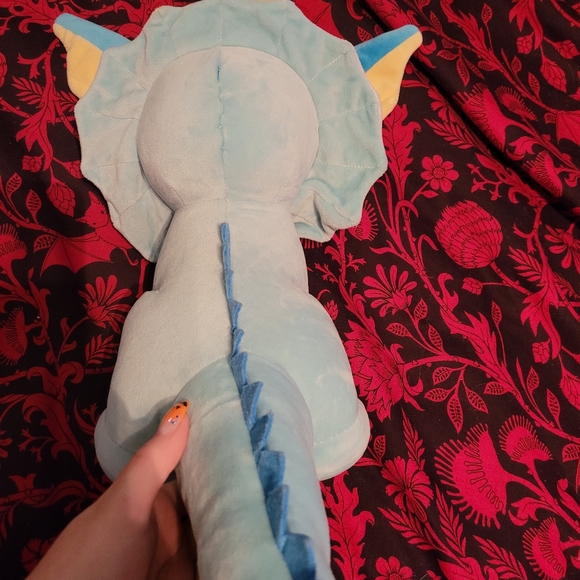 Vaporeon plush - Picture 3 of 3